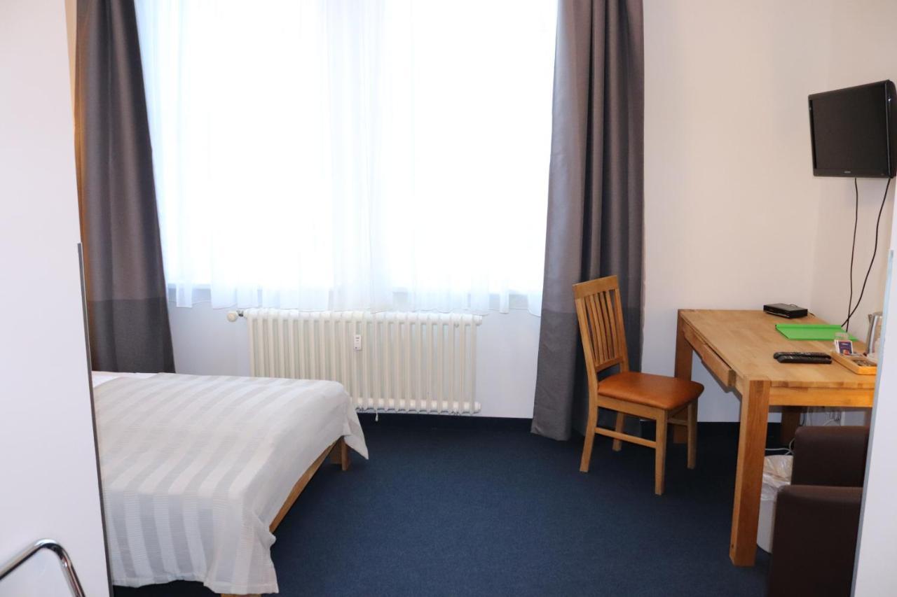 Single Room with Bathroom